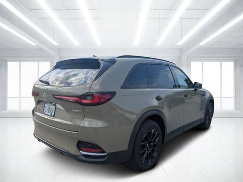 Certified 2025 MAZDA CX-70 3.3 Turbo w/ Premium Plus Pkg AWD/4WD image 2