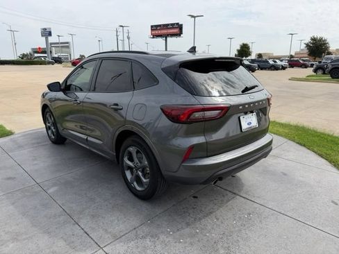 Certified 2023 Ford Escape ST-Line w/ Tech Pack #1 FWD image 5