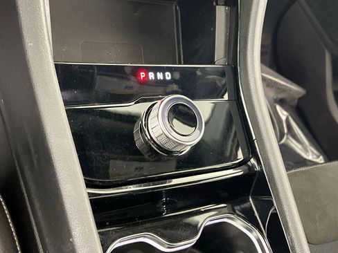 Used 2023 Jeep Grand Cherokee Altitude AWD/4WD image 16