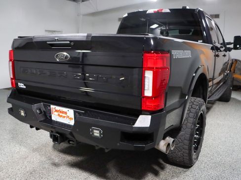 Used 2022 Ford F250 Lariat w/ Tremor Off-Road Package image 7