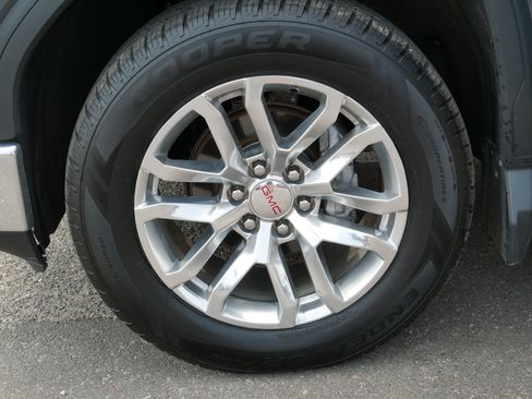 Used 2019 GMC Sierra 1500 SLT w/ SLT Premium Plus Package AWD/4WD image 15