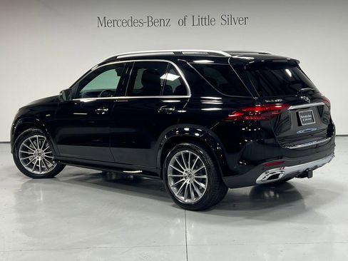 Used 2025 Mercedes-Benz GLE 450 4MATIC image 3