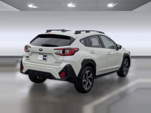 Used 2024 Subaru Crosstrek 2.0i Premium image 9