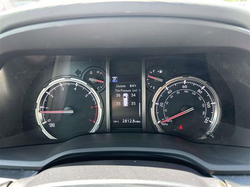 Used 2024 Toyota 4Runner TRD Off-Road Premium image 15