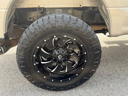 Used 2017 Ford F250 Lariat w/ Lariat Ultimate Package image 28