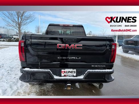 Used 2024 GMC Sierra 2500 Denali w/ Denali Reserve Package image 5