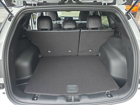 New 2026 Jeep Compass Latitude image 13