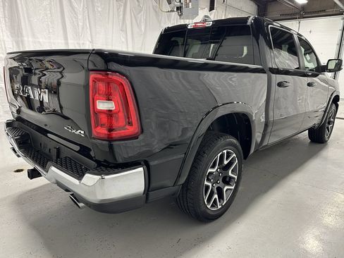Used 2025 RAM 1500 Laramie AWD/4WD image 7