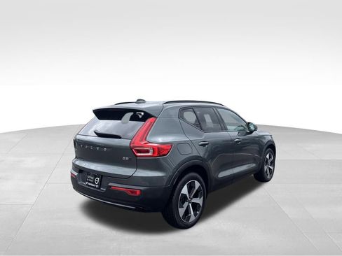 Certified 2026 Volvo XC40 B5 Core w/ Climate Package AWD/4WD image 35