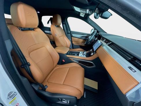 Used 2026 Jaguar F-PACE R-Dynamic S image 30