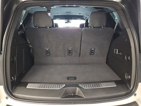 Used 2022 Chevrolet Tahoe Z71 w/ Z71 Off-Road Package image 27