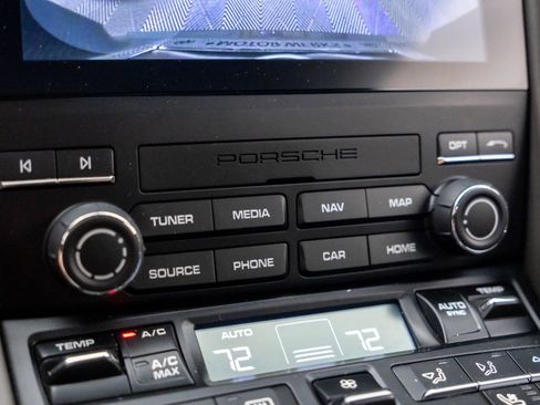 Certified 2025 Porsche 718 Cayman S RWD image 21