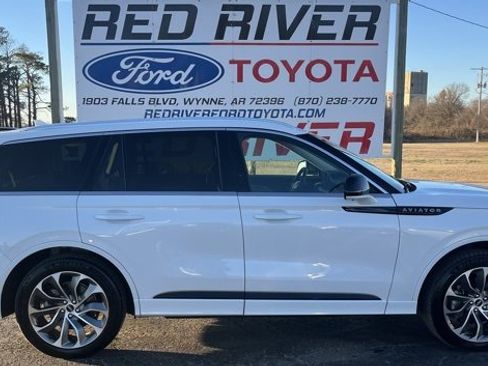 Used 2022 Lincoln Aviator Grand Touring w/ Elements Package Plus image 1