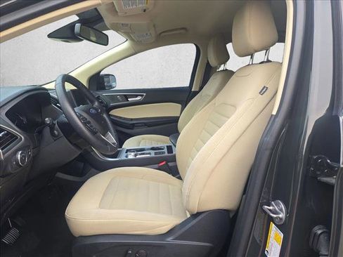Used 2022 Ford Edge SEL w/ Convenience Package image 12
