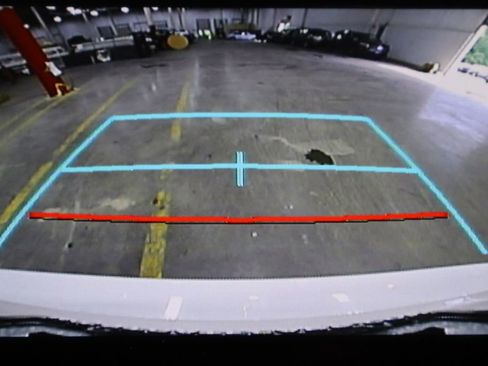 Used 2023 Toyota Camry SE image 8