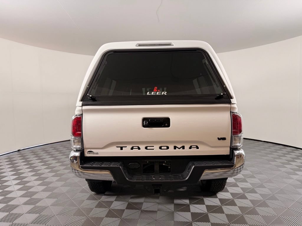 Certified 2023 Toyota Tacoma TRD Off-Road w/ Black Out Package (TMS) AWD/4WD image 11