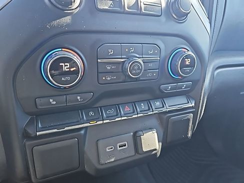 Used 2020 Chevrolet Silverado 1500 LT w/ All-Star Edition image 18