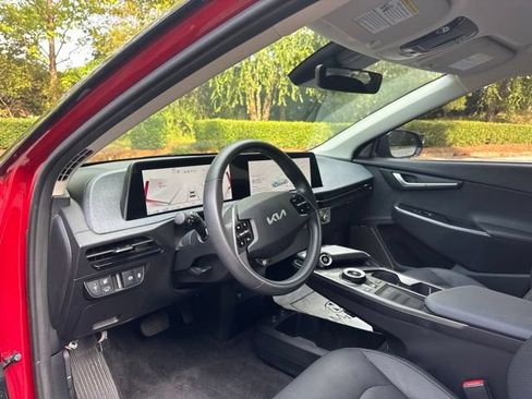 Used 2024 Kia EV6 Wind w/ Wind Technology Package RWD image 11