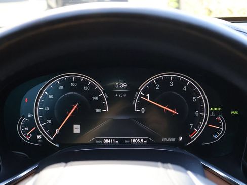 Used 2016 BMW 750i xDrive AWD/4WD image 31