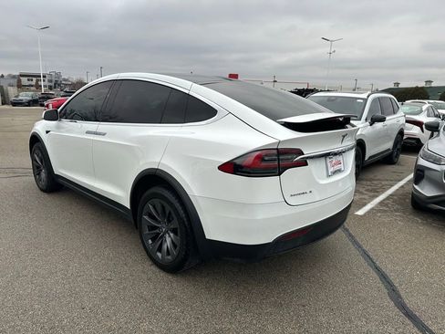 Used 2017 Tesla Model X 90D image 5