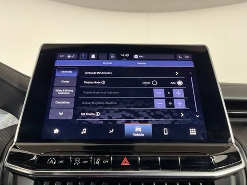 Used 2023 Jeep Compass Latitude w/ Convenience Group AWD/4WD image 30