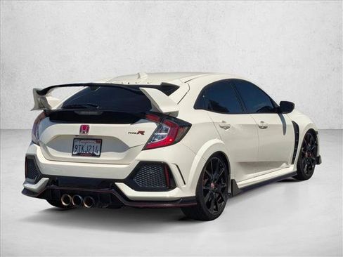Used 2018 Honda Civic Type R image 5