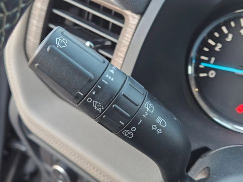 Used 2024 Ford Expedition Max Limited image 14