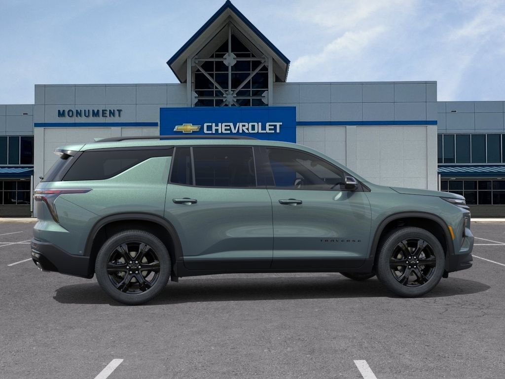 New 2027 Chevrolet Traverse LT w/ Midnight/Sport Edition FWD image 5