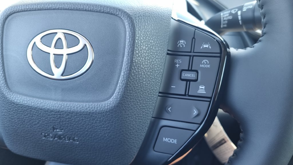 New 2027 Toyota Prius XLE FWD image 22