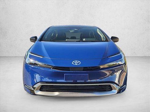 New 2026 Toyota Prius Plug-In Hybrid FWD image 6