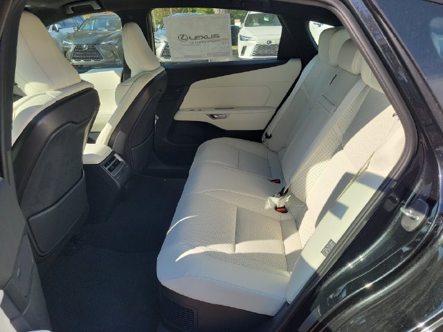 New 2026 Lexus ES 350h w/ Cold Area Package FWD image 12