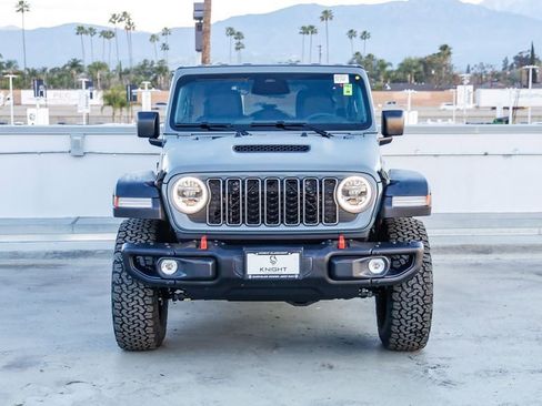 New 2026 Jeep Wrangler Unlimited Rubicon w/ Steel Bumper Group image 3