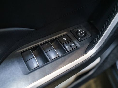 Used 2025 Toyota RAV4 XLE AWD/4WD image 20
