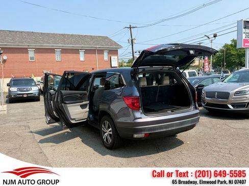 Used 2018 Honda Pilot EX image 30