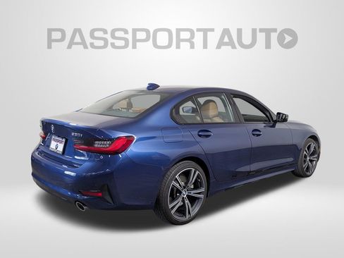 Used 2022 BMW 330i xDrive Sedan w/ Premium Package 2 AWD/4WD image 7