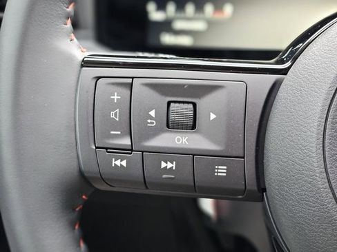 New 2026 Nissan Kicks SR FWD image 16