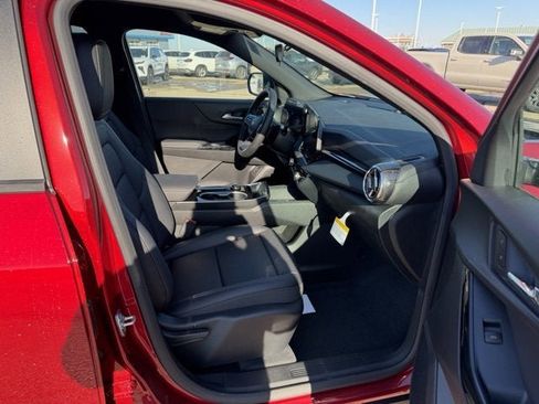 New 2026 Chevrolet Equinox LT image 16