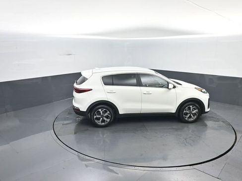 Used 2020 Kia Sportage LX image 24