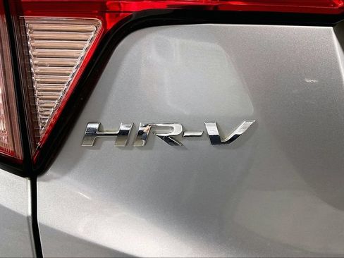 Used 2018 Honda HR-V EX image 7