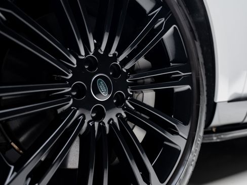 Used 2023 Land Rover Range Rover SE image 22