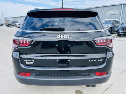 Used 2022 Jeep Compass Limited image 34