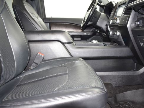 Used 2018 Ford Expedition Limited image 25