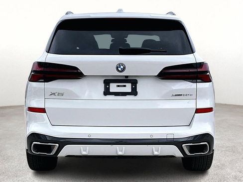 Used 2025 BMW X5 xDrive50e w/ M Sport Package image 6