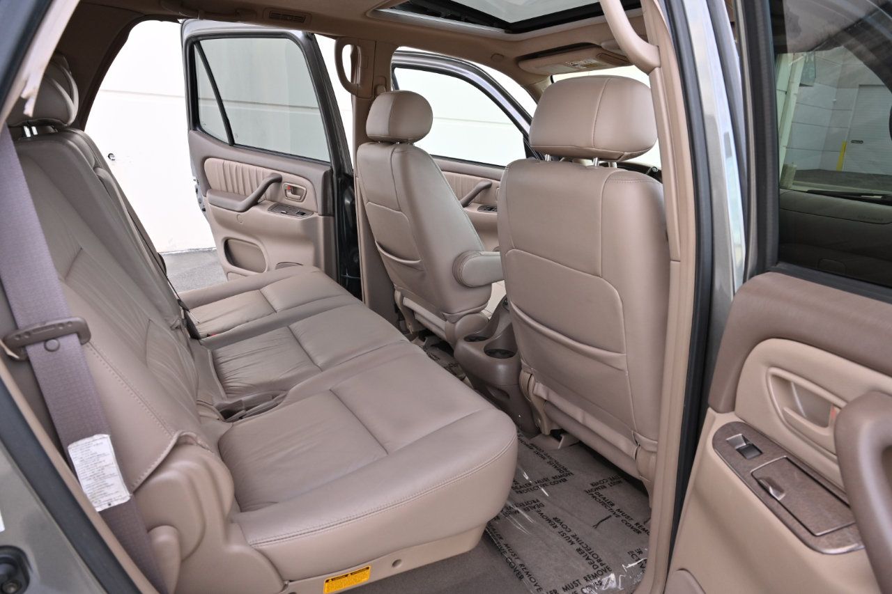 Used 2004 Toyota Sequoia Limited AWD/4WD image 16