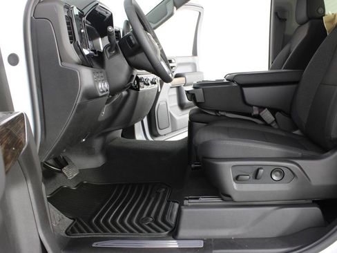 New 2026 GMC Sierra 3500 SLE w/ SLE Convenience Package AWD/4WD image 12