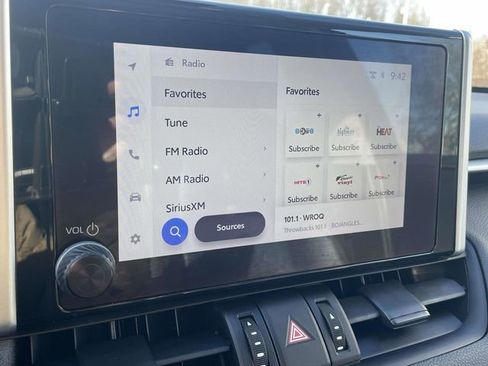 Used 2024 Toyota RAV4 Adventure image 26