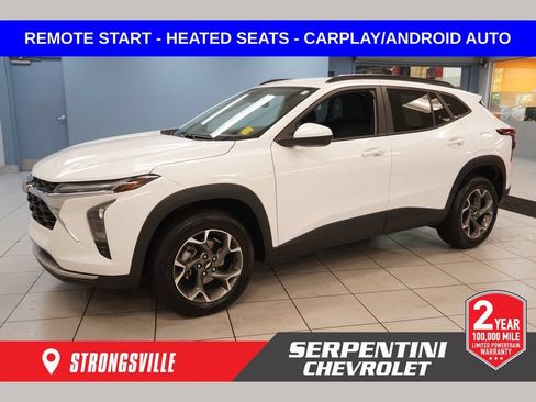 Used 2024 Chevrolet Trax LT w/ Driver Confidence Package FWD image 1