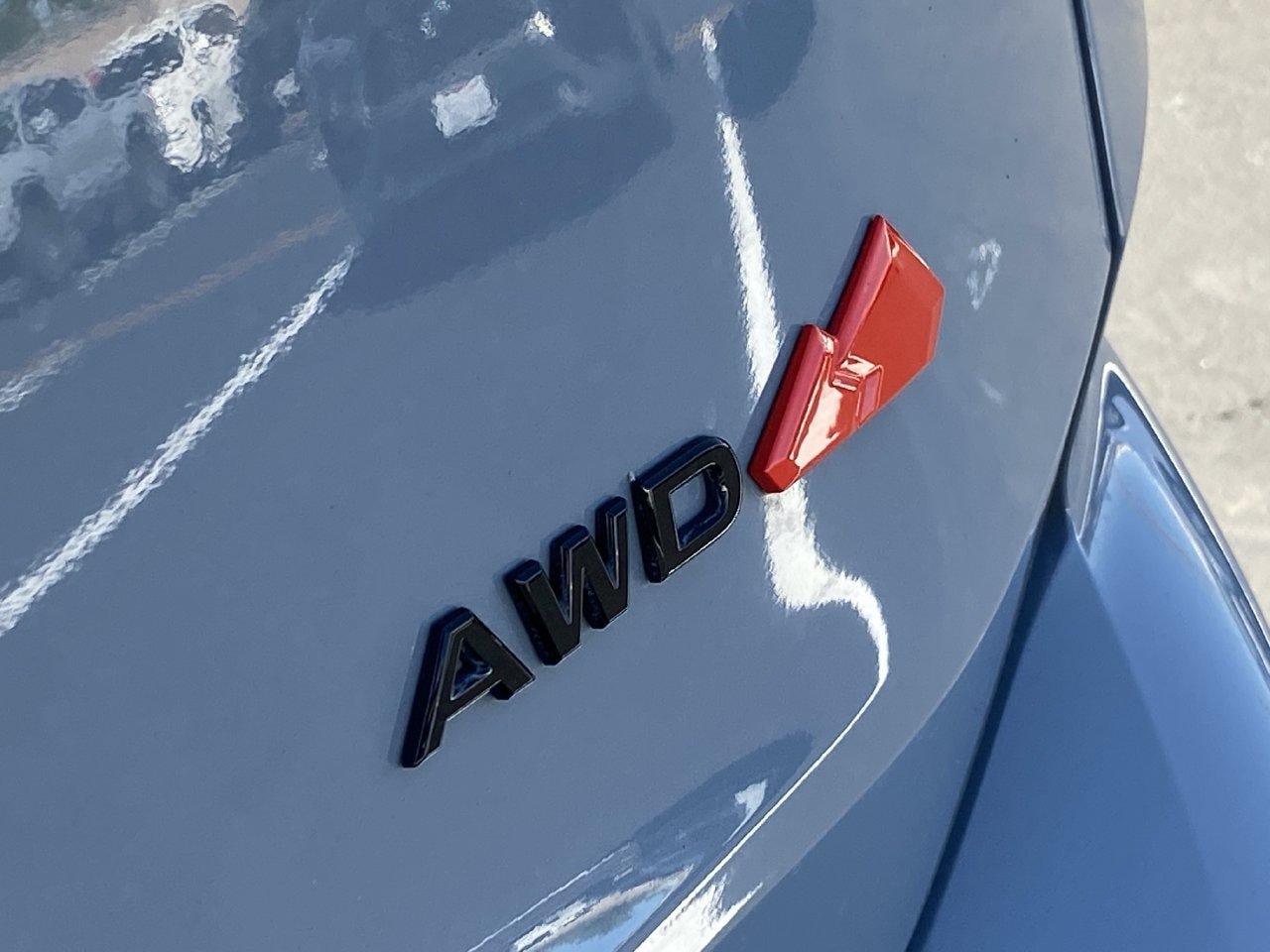Certified 2025 Nissan Rogue SV AWD/4WD image 5