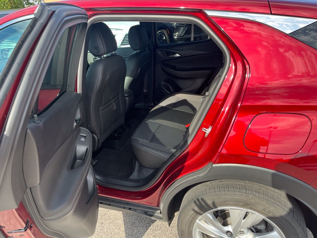 Used 2025 Buick Encore GX Preferred w/ Comfort Package FWD image 10