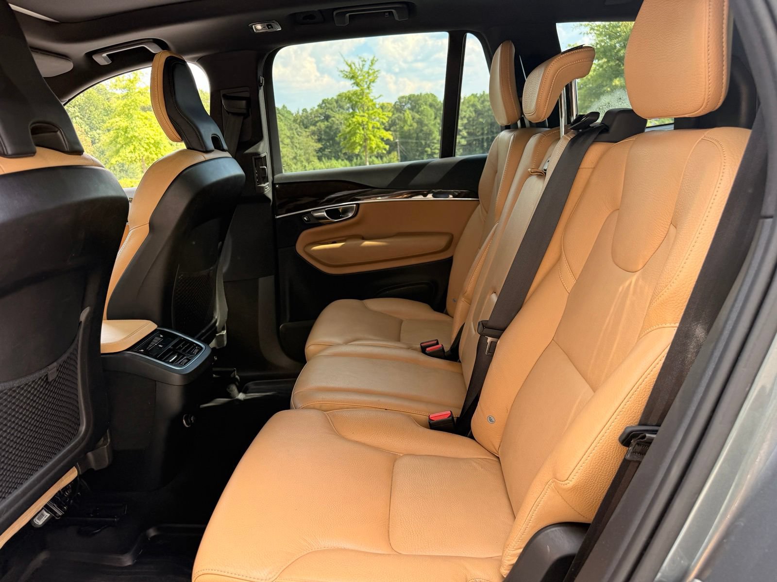 Used 2019 Volvo XC90 T6 Momentum w/ Advanced Package AWD/4WD image 37